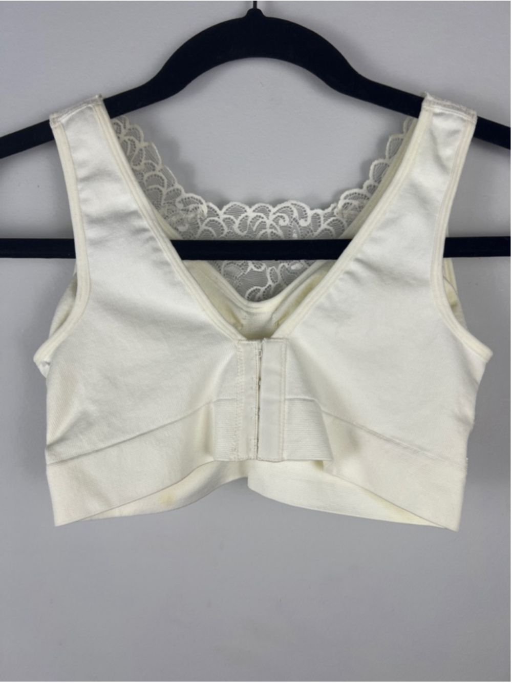 Breezies Lace Back Closure Bra Small Ivory White Wireless Comfort Support Brale - Picture 3 of 4